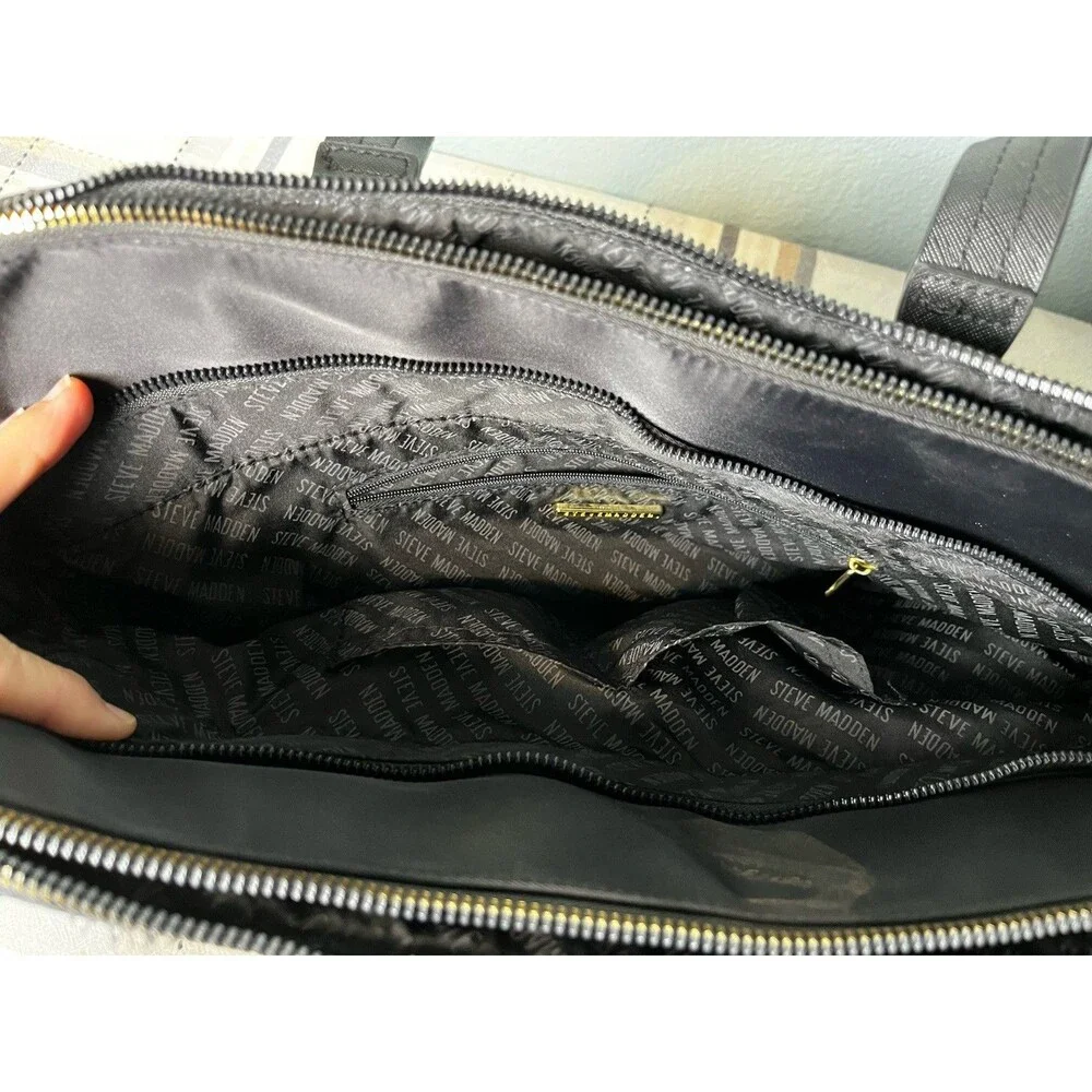 Steve Madden Laptop Book Bag Messenger Black Quilted Padded Logo Strap